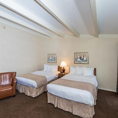 Windjammer Lodge Ogdensburg Esterno foto